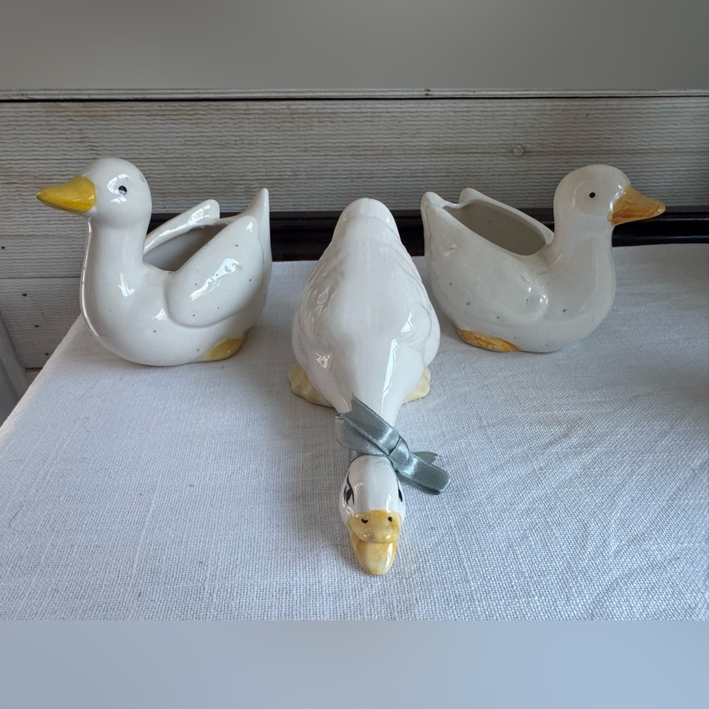 Vintage Ceramic Duck Goose Planters Decor Trio